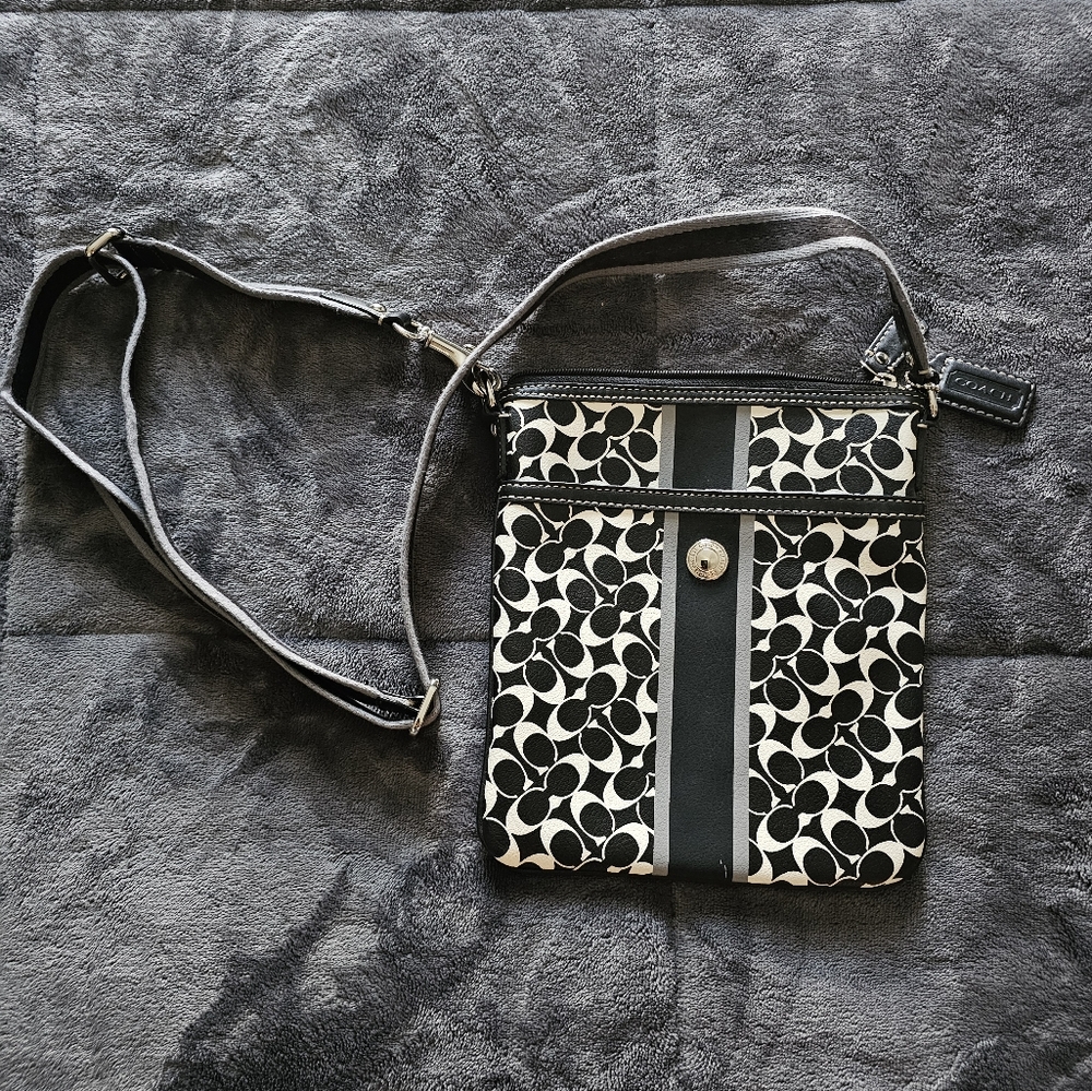 Authentic Coach crossbody north south handbag